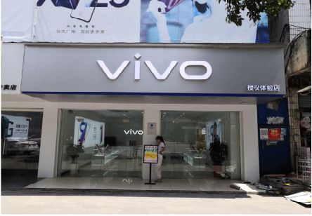 泸溪县}做一个门店面广告招牌需要多少钱？